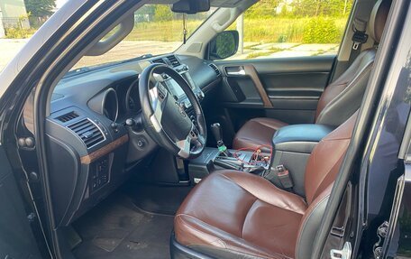 Toyota Land Cruiser Prado 150 рестайлинг 2, 2017 год, 3 900 000 рублей, 5 фотография