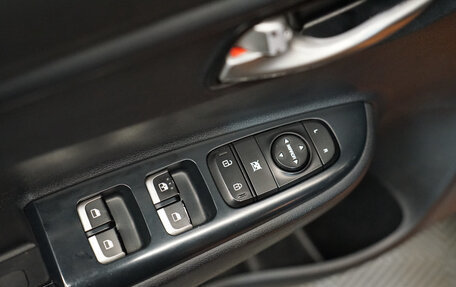 KIA Rio IV, 2018 год, 1 390 000 рублей, 11 фотография