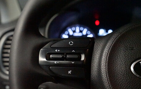 KIA Rio IV, 2018 год, 1 390 000 рублей, 15 фотография