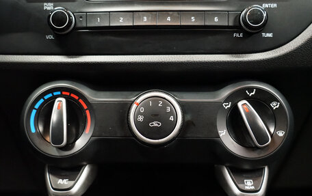 KIA Rio IV, 2018 год, 1 390 000 рублей, 17 фотография