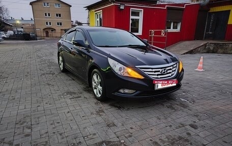 Hyundai Sonata VI, 2010 год, 980 000 рублей, 1 фотография