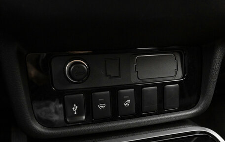 Mitsubishi Outlander III рестайлинг 3, 2018 год, 2 420 000 рублей, 19 фотография