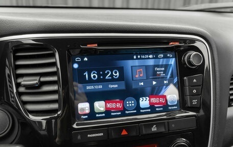 Mitsubishi Outlander III рестайлинг 3, 2018 год, 2 420 000 рублей, 21 фотография