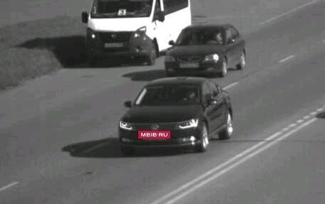 Volkswagen Passat B8 рестайлинг, 2016 год, 1 590 000 рублей, 8 фотография