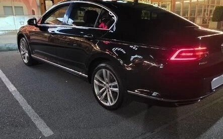 Volkswagen Passat B8 рестайлинг, 2016 год, 1 590 000 рублей, 15 фотография