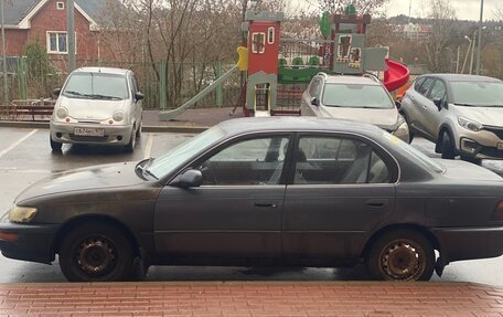 Toyota Corolla, 1992 год, 300 000 рублей, 4 фотография