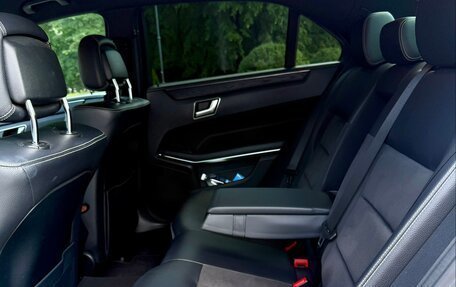 Mercedes-Benz E-Класс, 2013 год, 2 150 000 рублей, 15 фотография