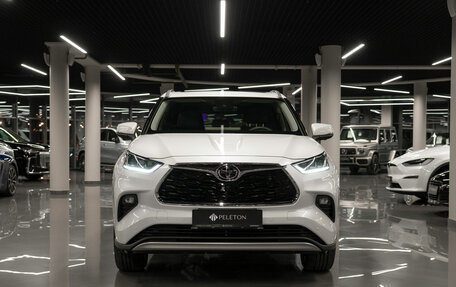 Toyota Highlander, 2025 год, 5 800 000 рублей, 3 фотография