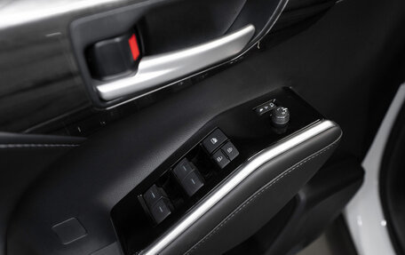 Toyota Highlander, 2025 год, 5 800 000 рублей, 23 фотография