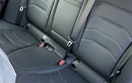 Mercedes-Benz E-Класс, 2025 год, 10 000 000 рублей, 14 фотография