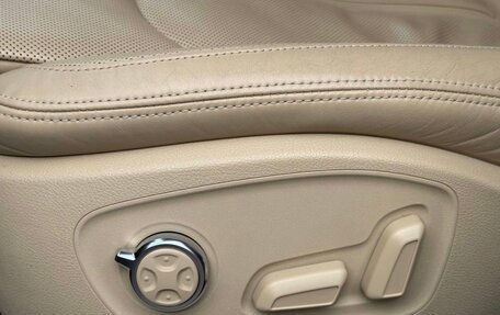 Audi A6, 2013 год, 1 989 000 рублей, 22 фотография