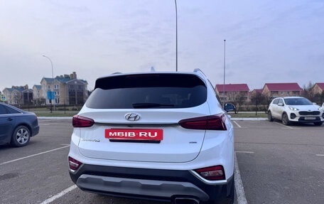 Hyundai Santa Fe IV, 2018 год, 2 875 000 рублей, 6 фотография