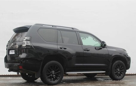 Toyota Land Cruiser Prado 150 рестайлинг 2, 2021 год, 6 500 000 рублей, 5 фотография