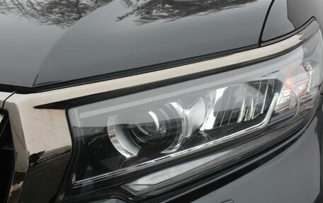 Toyota Land Cruiser Prado 150 рестайлинг 2, 2021 год, 6 500 000 рублей, 9 фотография