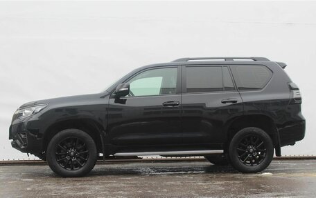 Toyota Land Cruiser Prado 150 рестайлинг 2, 2021 год, 6 500 000 рублей, 8 фотография