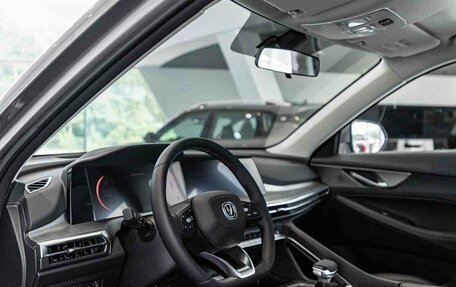 Changan CS35 Plus, 2024 год, 2 300 000 рублей, 7 фотография