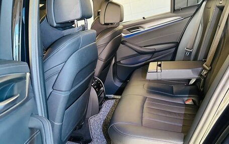 BMW 5 серия, 2023 год, 5 400 000 рублей, 29 фотография