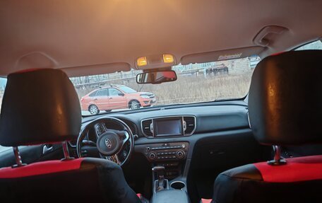 KIA Sportage IV рестайлинг, 2016 год, 2 000 000 рублей, 13 фотография