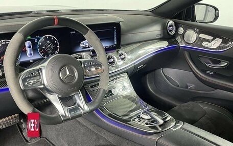 Mercedes-Benz E-Класс AMG, 2018 год, 5 800 000 рублей, 12 фотография
