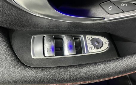 Mercedes-Benz E-Класс AMG, 2018 год, 5 800 000 рублей, 26 фотография