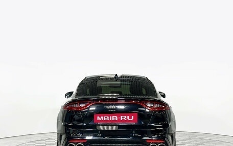 KIA Stinger I, 2018 год, 1 897 000 рублей, 6 фотография