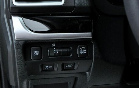 Subaru Forester, 2017 год, 1 900 000 рублей, 12 фотография