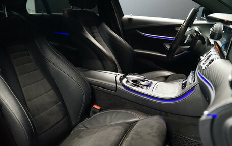 Mercedes-Benz E-Класс, 2018 год, 3 540 000 рублей, 25 фотография