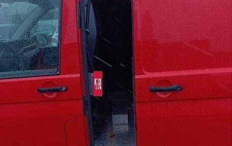 Volkswagen Transporter T6 рестайлинг, 2021 год, 4 450 000 рублей, 4 фотография