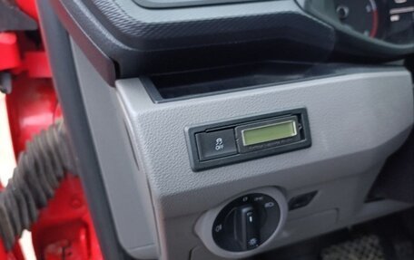 Volkswagen Transporter T6 рестайлинг, 2021 год, 4 450 000 рублей, 21 фотография