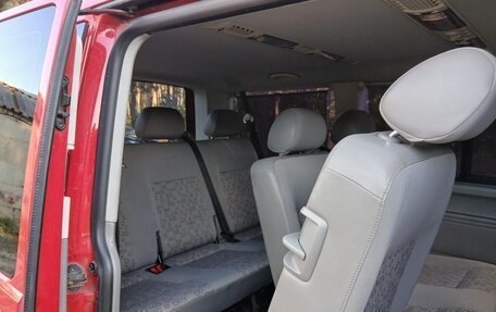 Volkswagen Caravelle T5, 2007 год, 1 350 000 рублей, 9 фотография