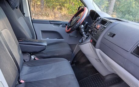 Volkswagen Caravelle T5, 2007 год, 1 350 000 рублей, 11 фотография