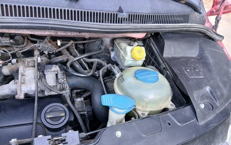 Volkswagen Caravelle T5, 2007 год, 1 350 000 рублей, 28 фотография