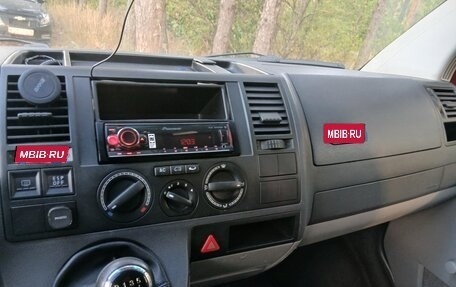 Volkswagen Caravelle T5, 2007 год, 1 350 000 рублей, 22 фотография