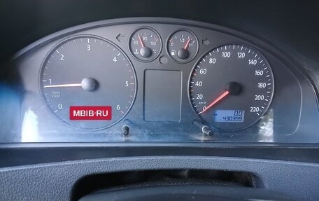 Volkswagen Caravelle T5, 2007 год, 1 350 000 рублей, 24 фотография