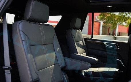 Chevrolet Tahoe IV, 2025 год, 14 900 000 рублей, 10 фотография