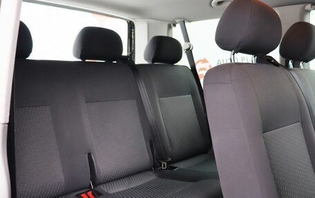 Volkswagen Caravelle T5, 2011 год, 1 639 000 рублей, 13 фотография