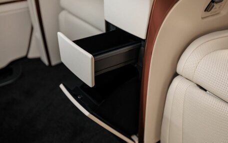 Lexus LM, 2025 год, 19 390 000 рублей, 30 фотография