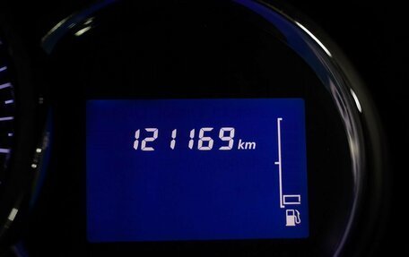 Renault Logan II, 2018 год, 640 000 рублей, 12 фотография