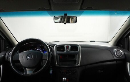 Renault Logan II, 2018 год, 640 000 рублей, 9 фотография