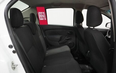 Renault Logan II, 2018 год, 640 000 рублей, 10 фотография