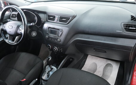 KIA Rio III рестайлинг, 2014 год, 999 000 рублей, 18 фотография