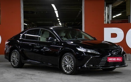 Toyota Camry, 2022 год, 4 600 000 рублей, 3 фотография