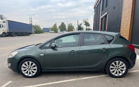 Opel Astra J, 2011 год, 680 000 рублей, 5 фотография