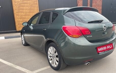 Opel Astra J, 2011 год, 680 000 рублей, 7 фотография