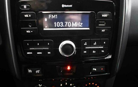 Renault Duster I рестайлинг, 2017 год, 1 239 000 рублей, 7 фотография