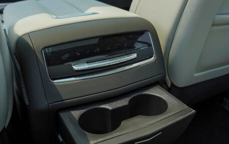 Cadillac Escalade V, 2025 год, 23 250 000 рублей, 8 фотография