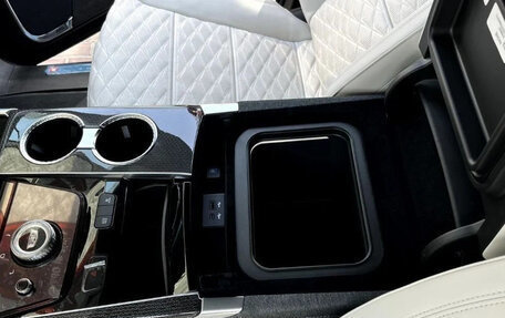 Cadillac Escalade V, 2025 год, 23 250 000 рублей, 9 фотография