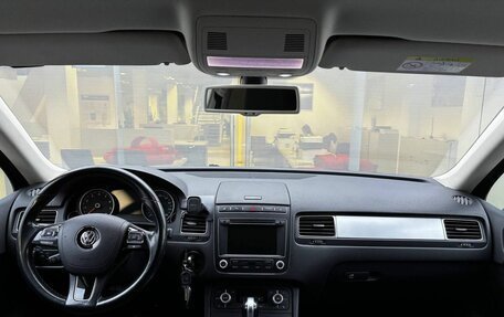 Volkswagen Touareg III, 2015 год, 2 599 000 рублей, 17 фотография