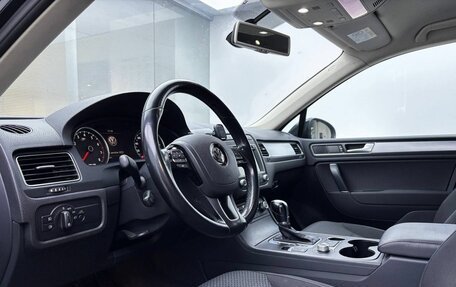 Volkswagen Touareg III, 2015 год, 2 599 000 рублей, 20 фотография