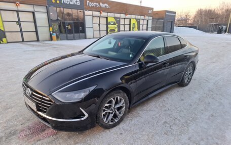 Hyundai Sonata VIII, 2020 год, 1 990 000 рублей, 2 фотография